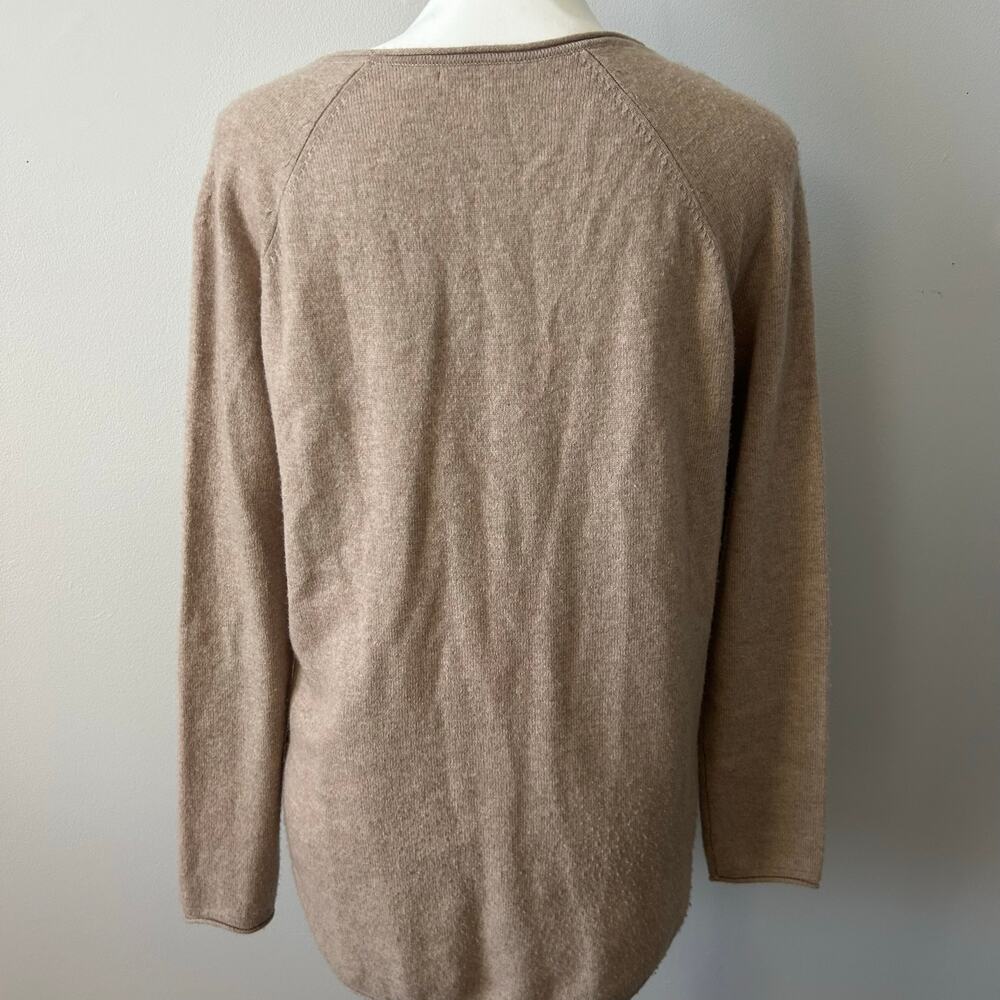 Vince Cashmere Sweater Crewneck Soft Slouchy Neutral Beige Wool and Cashmere XS - Picture 2 of 5
